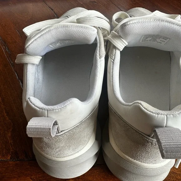 Tory Burch White and Light Gray Leather & Suede Platform Sneakers - Picture 5 of 8